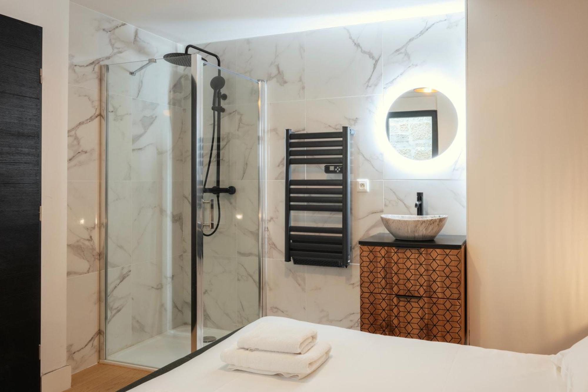 Villa Rousseau - Jacuzzi & Cinema Dans Bordeaux Exteriör bild